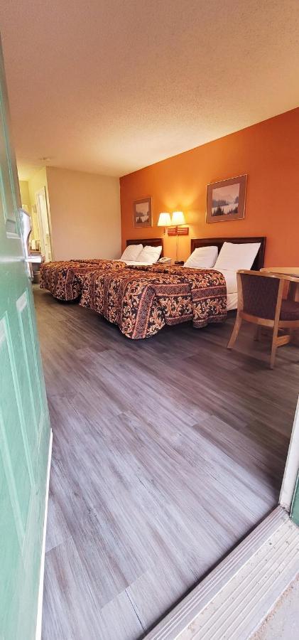 Regency Travel Inn Hayti Exteriér fotografie